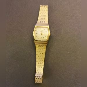 Vintage Women's Timex watch
